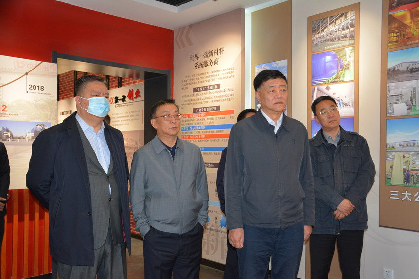 集团公司副总经理李洪到中国利来w66调研指导